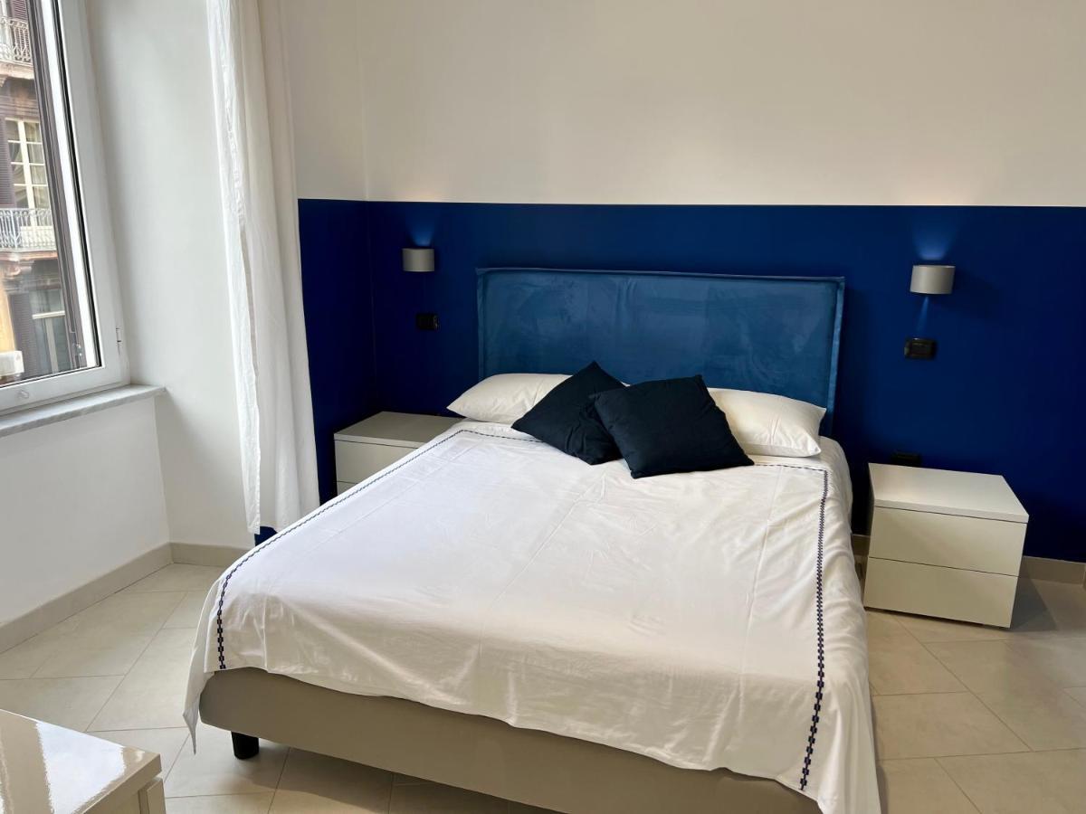 Duomo Inn Apartments نابولي المظهر الخارجي الصورة