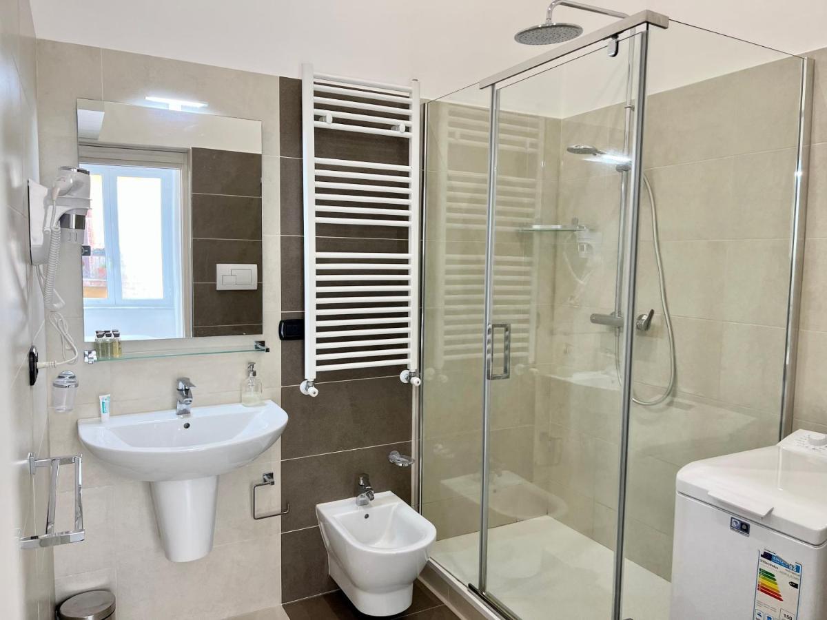 Duomo Inn Apartments نابولي المظهر الخارجي الصورة
