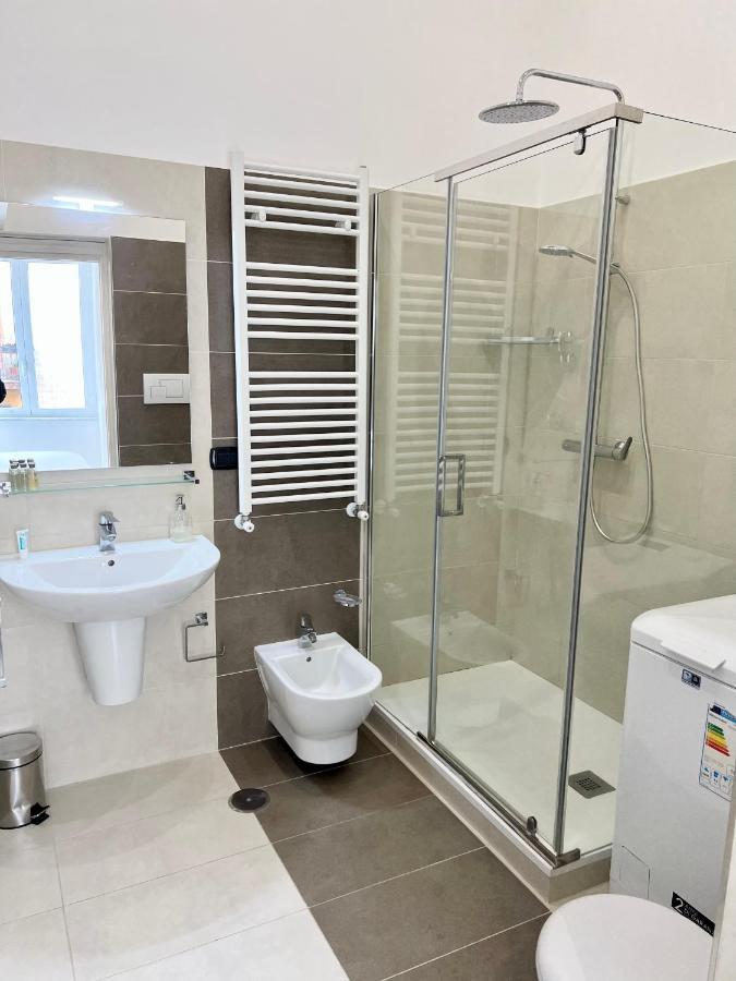 Duomo Inn Apartments نابولي المظهر الخارجي الصورة