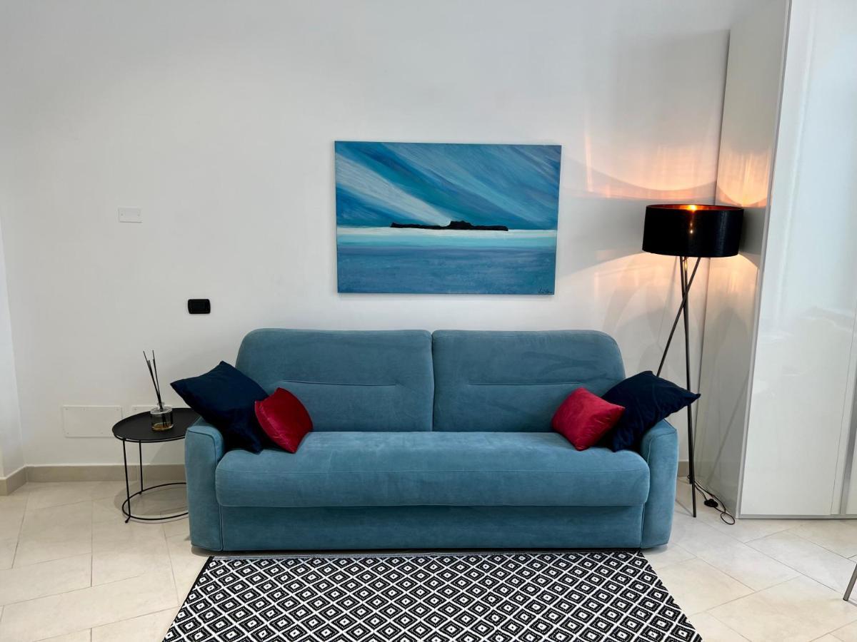 Duomo Inn Apartments نابولي المظهر الخارجي الصورة