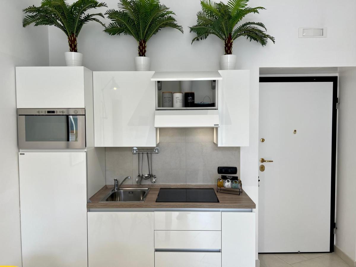 Duomo Inn Apartments نابولي المظهر الخارجي الصورة
