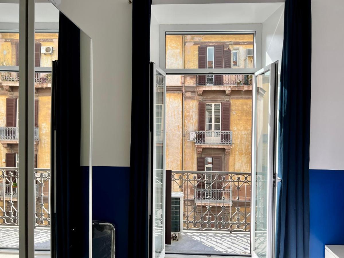 Duomo Inn Apartments نابولي المظهر الخارجي الصورة