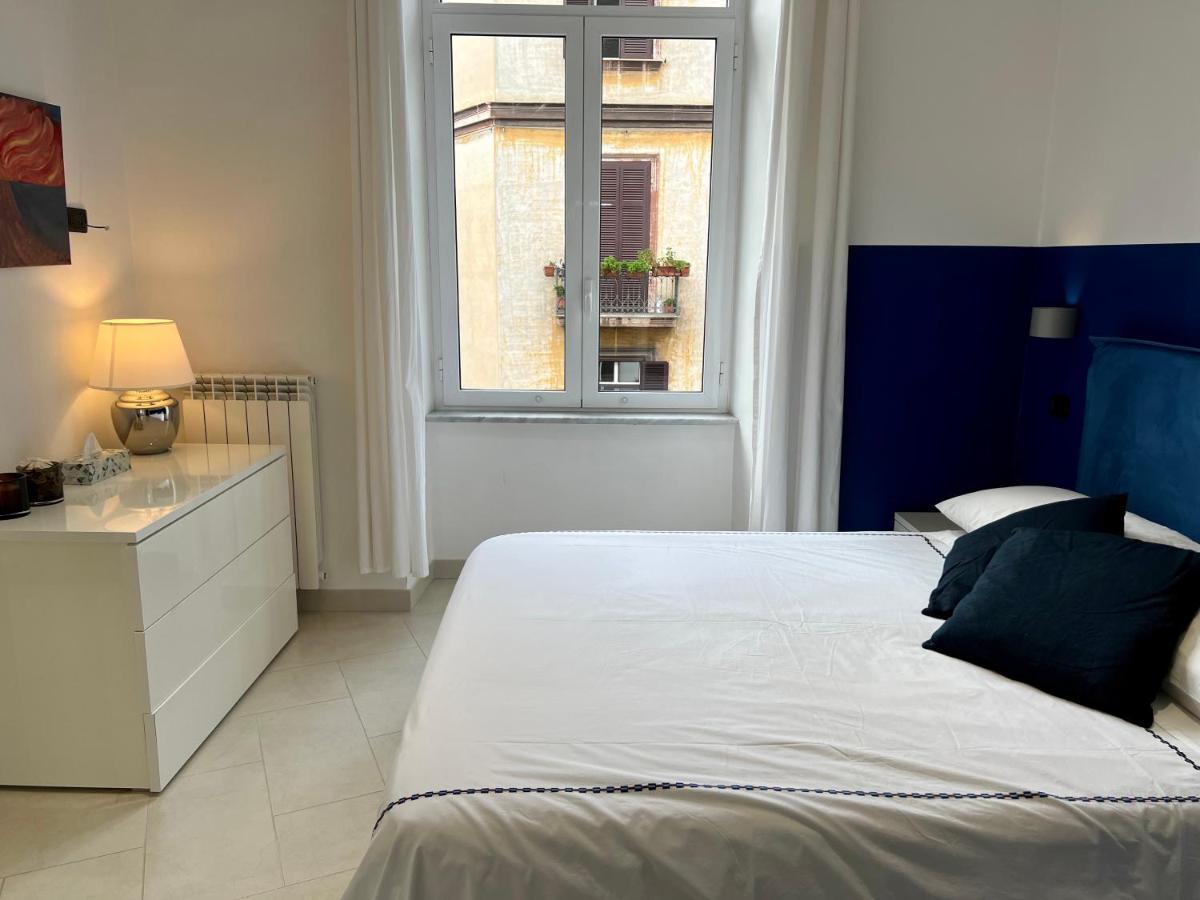 Duomo Inn Apartments نابولي المظهر الخارجي الصورة