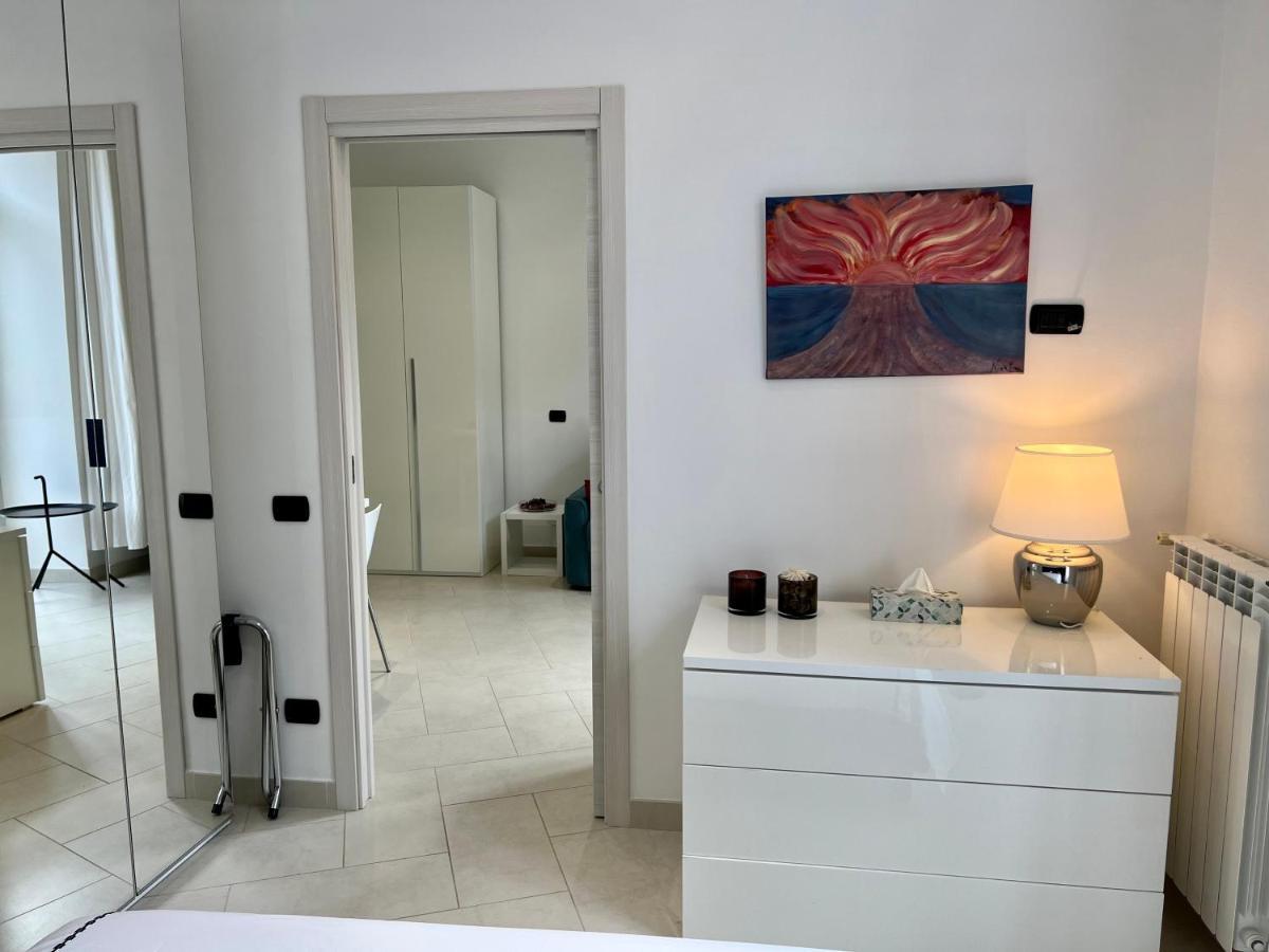 Duomo Inn Apartments نابولي المظهر الخارجي الصورة